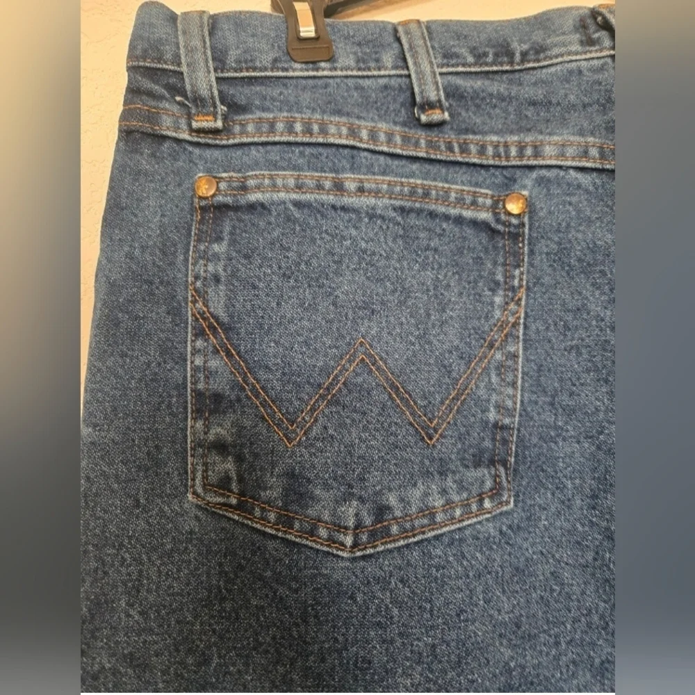 NWT Wrangler Men's Premium Performance Bootcut Jeans - Dark Blue.Size 38 × 34